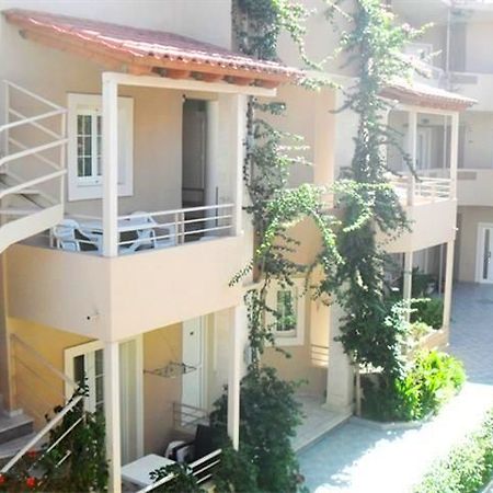 Nirvana Studios And Apartements ゲオルギオポリス エクステリア 写真