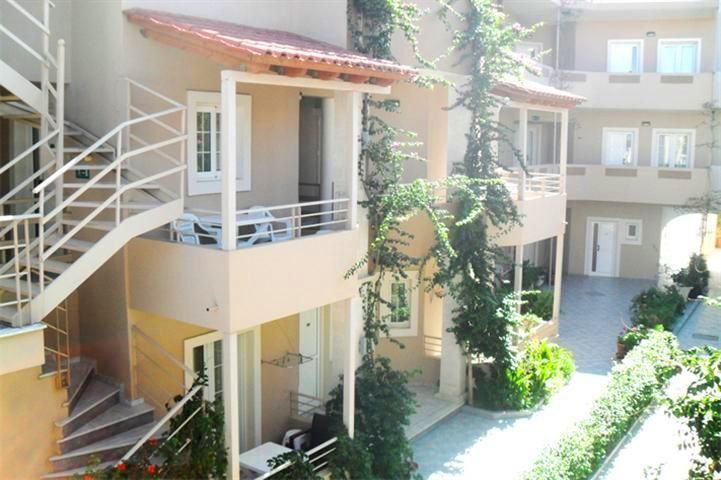 Nirvana Studios And Apartements ゲオルギオポリス エクステリア 写真